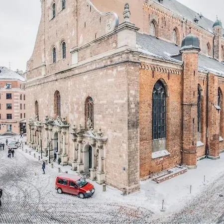 Apartment Old Town Next To Saint Peter's Church