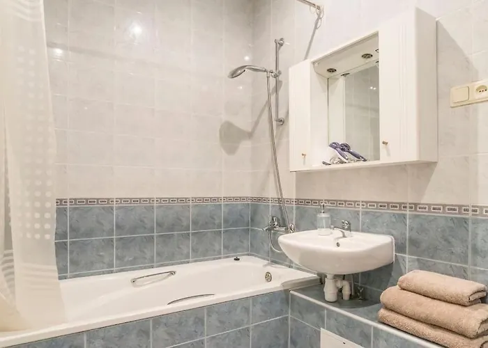 Old Town Next To Saint Peter's Church Апартаменти